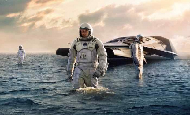 una scena di Interstellar una scena di Interstellar