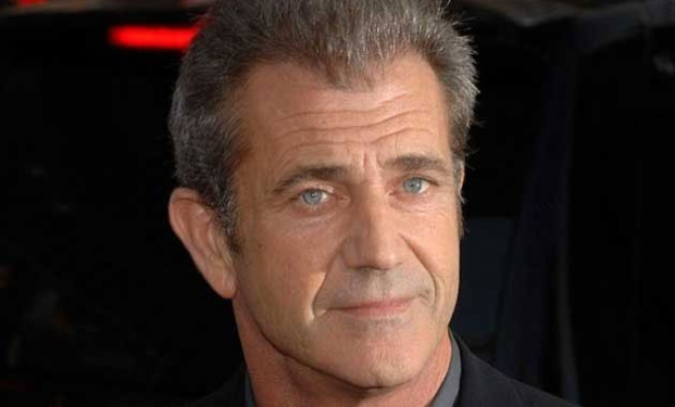 Mel Gibson premiato al Karlovy Vary Mel Gibson premiato al Karlovy Vary
