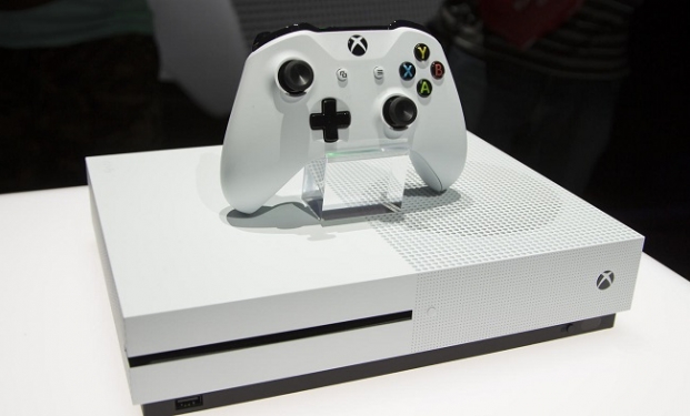 X-box One S X-box One S