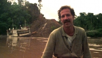 Werner Herzog durante le riprese di Fitzcarraldo Werner Herzog durante le riprese di Fitzcarraldo
