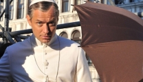 Jude law in "The Young Pope" Jude law in "The Young Pope"