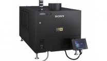 il proiettore Sony SRX-R320 il proiettore Sony SRX-R320