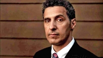 John Turturro in Mia Madre di Nanni Moretti John Turturro in Mia Madre di Nanni Moretti