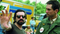 Martin Scorsese con Robert De Niro sul set di Taxi Driver Martin Scorsese con Robert De Niro sul set di Taxi Driver