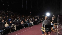 Una classica scena da un palco di festival del cinema Una classica scena da un palco di festival del cinema
