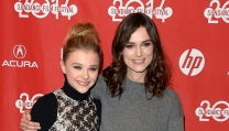 Keira Knightley e Chloe Moretz in Laggies Keira Knightley e Chloe Moretz in Laggies