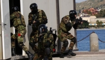 Lo squadrone. Dispacci dalla guerra di 'Ndrangheta Lo squadrone. Dispacci dalla guerra di 'Ndrangheta