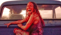 Non aprite quella porta di Tobe Hooper, capolavoro horror del 1974 ora in versione restaurata per il suo 40° anniversario