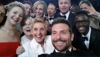 La mitica selfie degli Oscar 2014 La mitica selfie degli Oscar 2014