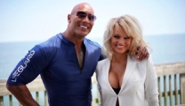 Pamela Anderson e Dwayne Johnson Pamela Anderson e Dwayne Johnson
