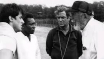 John Huston con Pelé e Michael Caine John Huston con Pelé e Michael Caine
