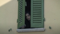 Una sconosciuta Una sconosciuta
