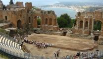 Il Teatro Greco Antico, location suggestiva del Festival di Taormina Taormina Film Festival, Teatro Greco Antico