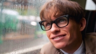 Eddie Redmayne interpreta Stephen Hawking in "La teoria del tutto"