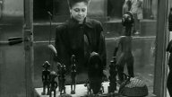 Les statues meurent aussi