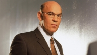 Mitch Pileggi è Walter Skinner