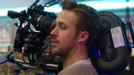 Ryan Gosling mentre dirige Lost River