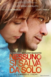 Locandina di Nessuno si salva da solo