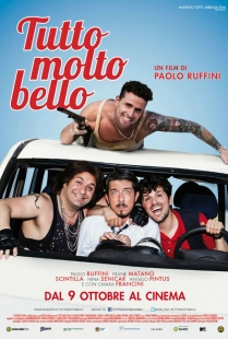 Locandina di Tutto molto bello