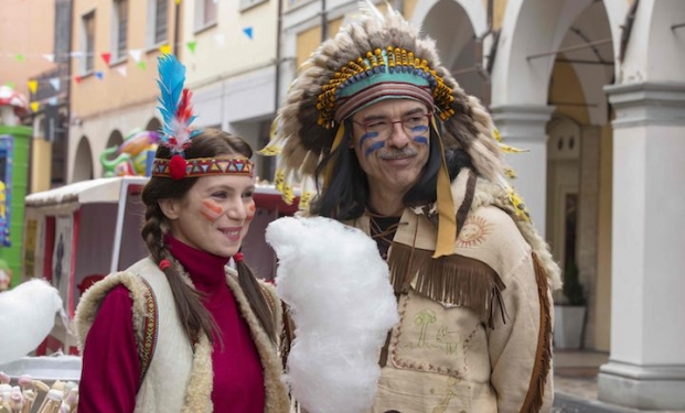 Mio fratello rincorre i dinosauri Mio fratello rincorre i dinosauri