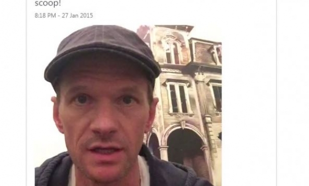 Neil Patrick Harris mostra il funzionamento della nuova app di Twitter Neil Patrick Harris mostra il funzionamento della nuova app di Twitter