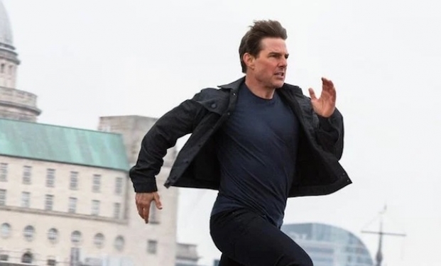 Tom Cruise in corsa Tom Cruise in corsa