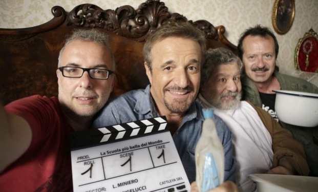 foto dal set di "La scuola più bella del mondo" foto dal set di "La scuola più bella del mondo"