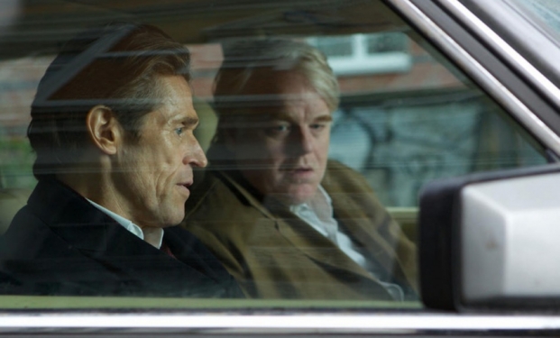Philip Seymour Hoffman e Willem Dafoe in una scena di A most wanted man di Anton Corbijn Philip Seymour Hoffman e Willem Dafoe in una scena di A most wanted man di Anton Corbijn