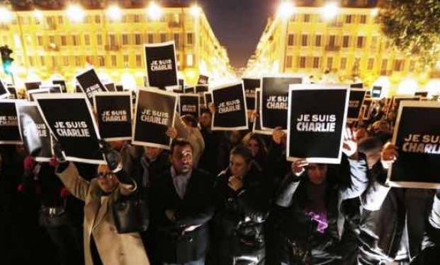 Manifestazione popolare a sostegno di Charlie Hebdo Manifestazione popolare a sostegno di Charlie Hebdo