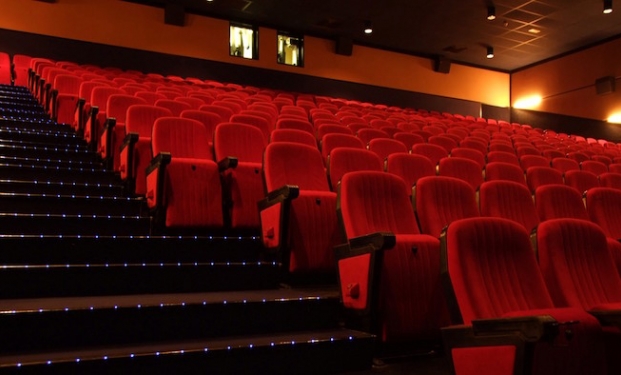 una sala cinematografica una sala cinematografica