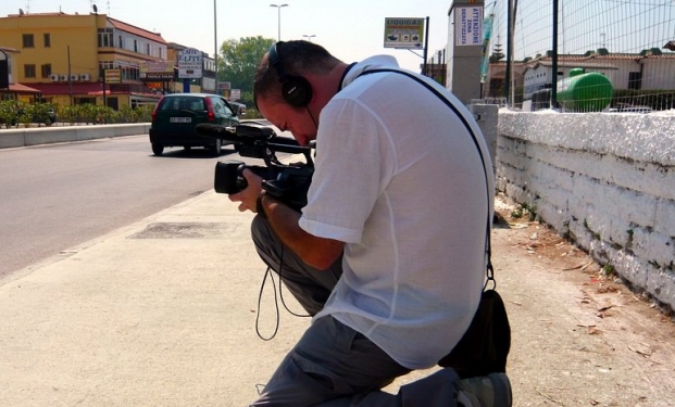 Documentaristi al lavoro Documentaristi al lavoro