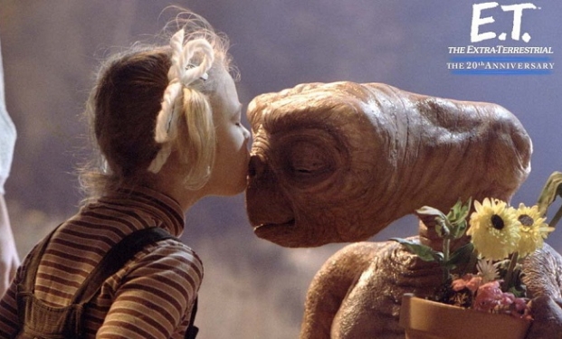 E. T. di Steven Spielberg E. T. di Steven Spielberg