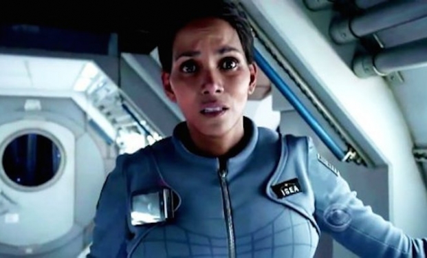 Halle Berry in Extant, serie tv prodotta da Steven Spielberg Halle Berry in Extant, serie tv prodotta da Steven Spielberg