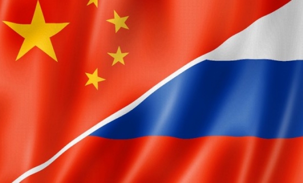 Bandiere di Russia e Cina
