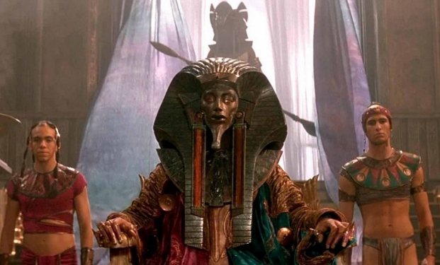 Stargate di Roland Emmerich (1994) Stargate di Roland Emmerich (1994)