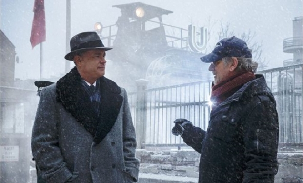 Spielberg sul set de "Il ponte delle spie" Spielberg sul set de "Il ponte delle spie"