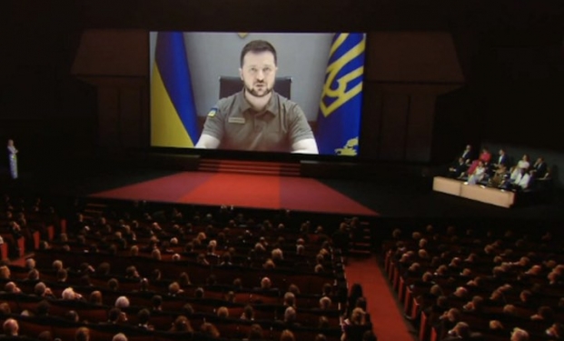 Zelensky, il video per Cannes Zelensky, il video per Cannes